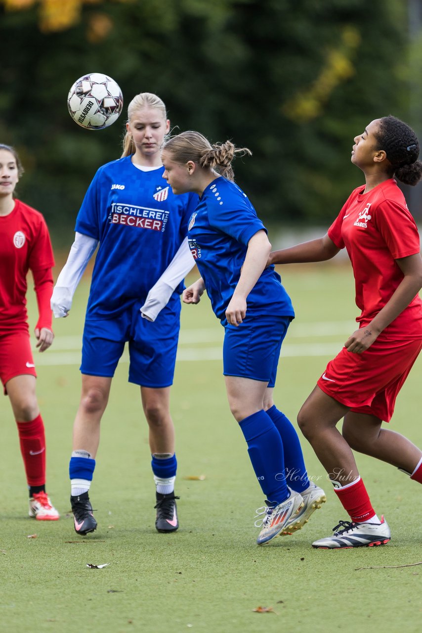 Bild 187 - wCJ Eimsbuettler TV - FC Rosengarten : Ergebnis: 2:0